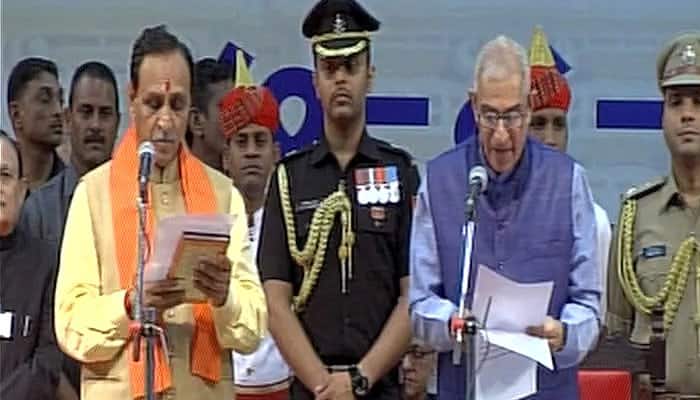 Vijay Rupani takes oath as 16th Chief Minister of Gujarat; PM Narendra Modi, Amit Shah congratulate him