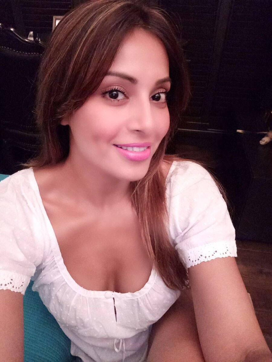 Twitter@bipsluvurself Twitter@bipsluvurself