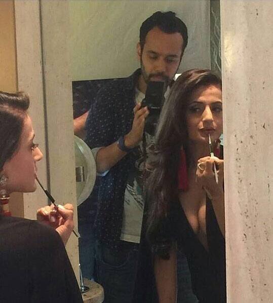 Another unseen pik from FHM magazine .. Behind the scenes - Twitter@ameesha_patel Another unseen pik from FHM magazine .. Behind the scenes - Twitter@ameesha_patel
