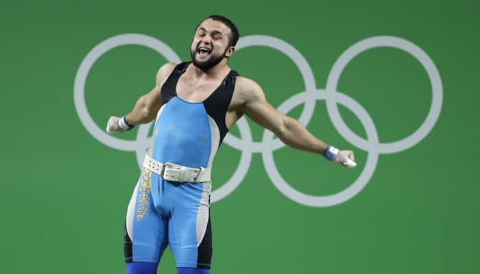 HILARIOUS! Kazakhstan&#039;s Nijat Rahimov&#039;s CRAZY celebration after winning gold – WATCH