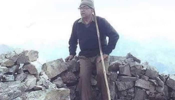 Kargil martyr Captain Vijayant Thapar&#039;s father climbs 16,000 feet – Know why