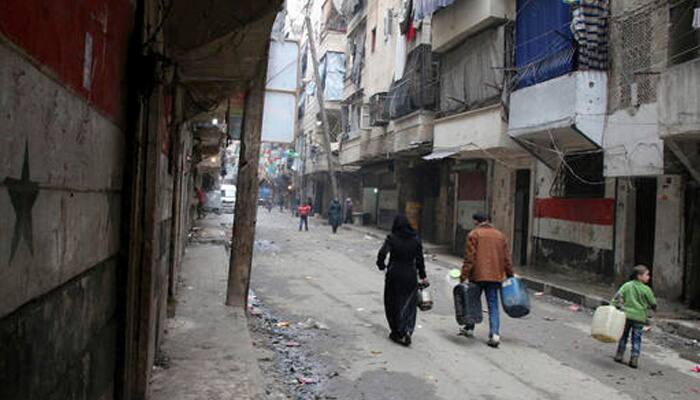 Intensifying fight for Aleppo chokes civilian population