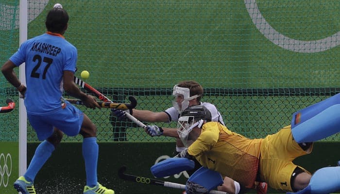 Rio Olympics Men&#039;s Hockey: India defeated 2-1 by Netherlands, yet qualify for quarter-finals