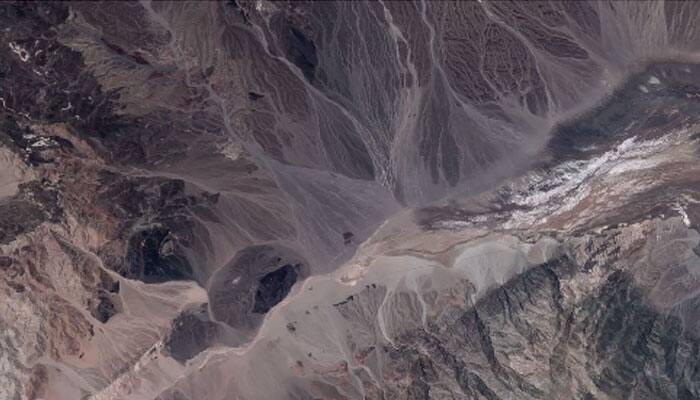 Watch: Jeff Williams shares beautiful flight over Death Valley National Park from space!