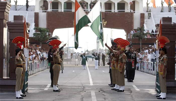 Terror alert - Two suicide bombers planning to attack Wagah border: Pakistan warns India