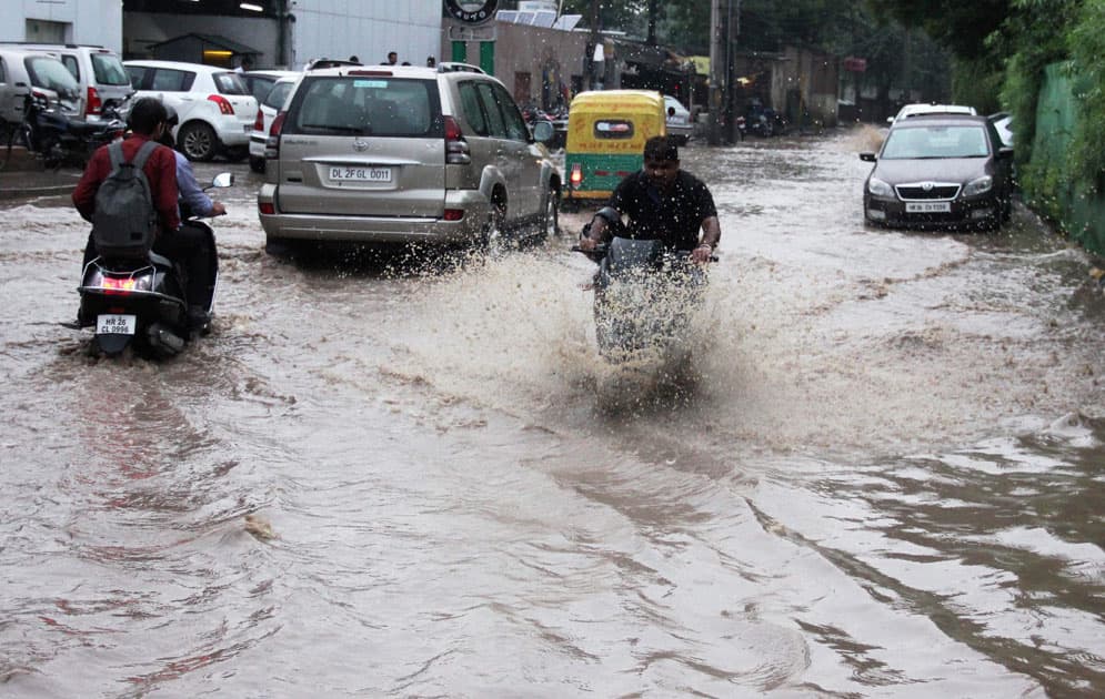 Rains in Gurgaon