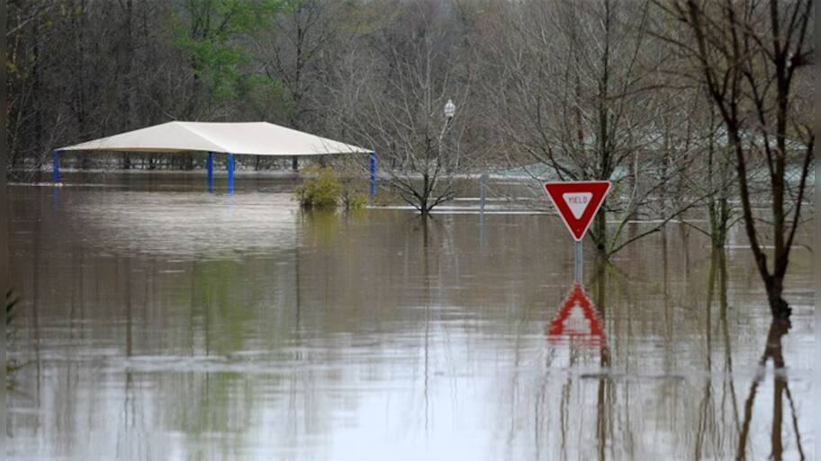 Five dead, 20,000 rescued in Louisiana floods | World News | Zee News