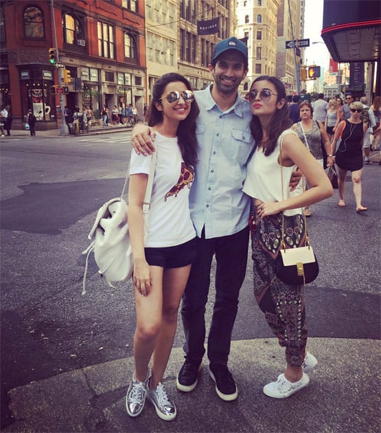 Shopping with these 2 humans!- Parineeti Chopra