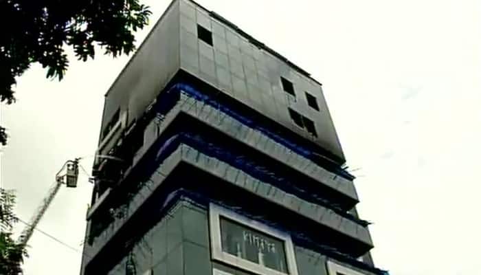 Mumbai: Fire breaks out in high-rise building at Bandra Linking Road