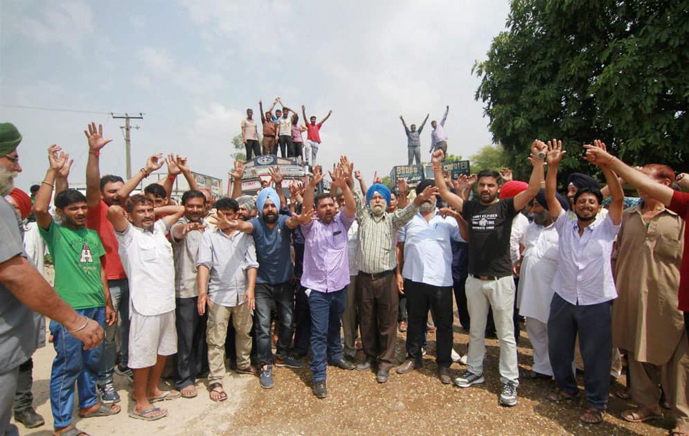 Tanker association on strike in Jammu Tanker association on strike in Jammu