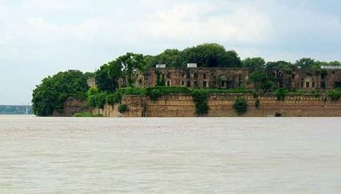 No respite from flood situation in UP, Bihar; schools closed in Allahabad, Varanasi