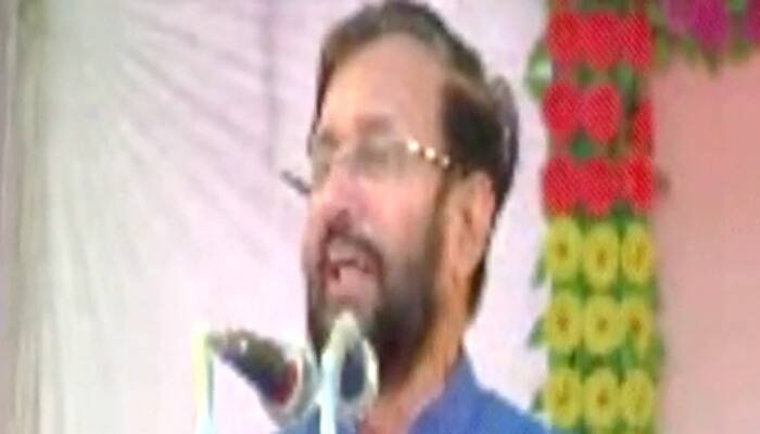 Prakash Javadekar rewrites history! Watch video to know what he said about Netaji, Nehru and Patel