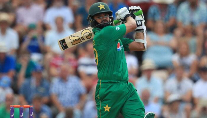 Eng vs Pak, 1st ODI: Azhar Ali leads from front as England restrict Pakistan for 260/6 