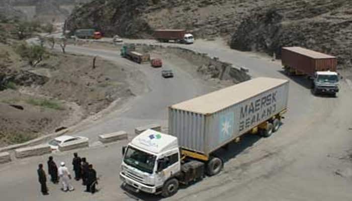 Pakistan to keep border crossing with Afghanistan shut till apology