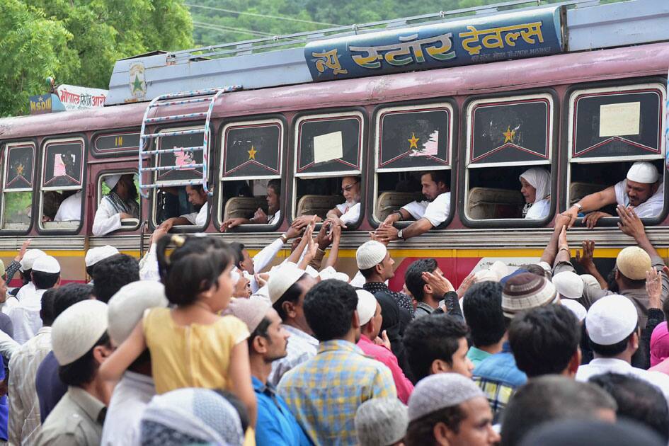 Haj pilgrims in Bhopal