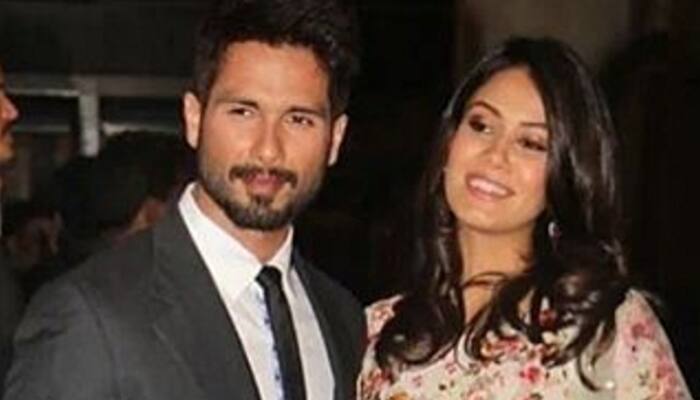 Shahid Kapoor holding his newly born daughter is the cutest thing you will see today! – Pic inside