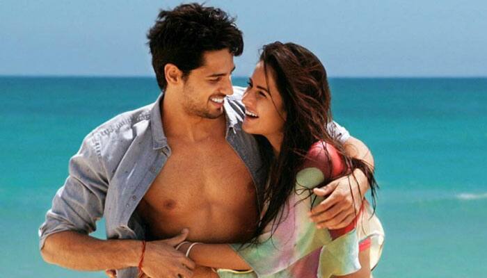 Katrina Kaif, Sidharth Malhotra ko &#039;Baar Baar Dekho&#039; in NEW POSTER!