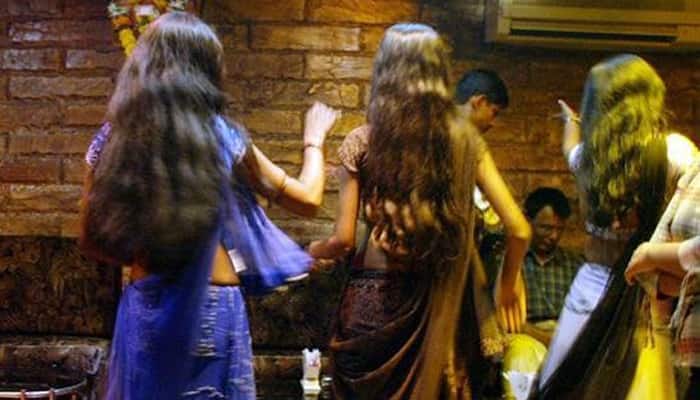 SC seeks Maharashtra&#039;s response on validity of new dance bars law