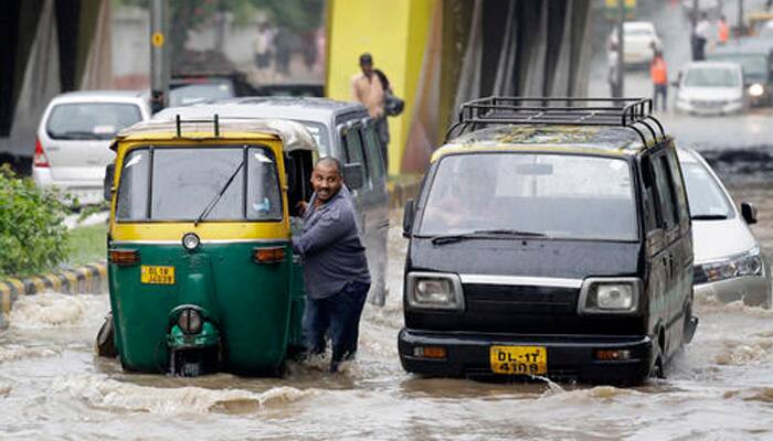 Heavy rains cause waterlogging, traffic snarls in Delhi