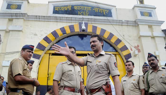 Maharashtra amends prison rules; no parole for rapists, murderers