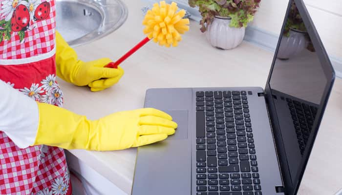 clean up laptop