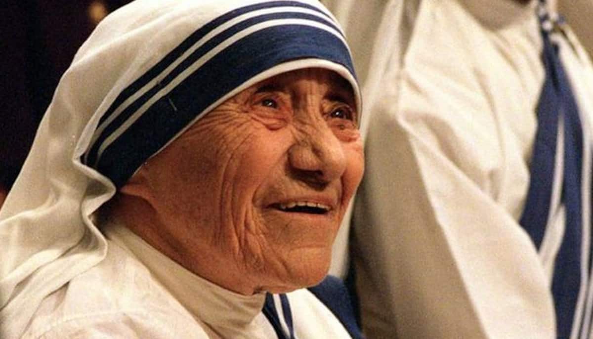 Mother Teresa`s legacy under cloud as sainthood nears | India News | Zee  News, image size:1200x686