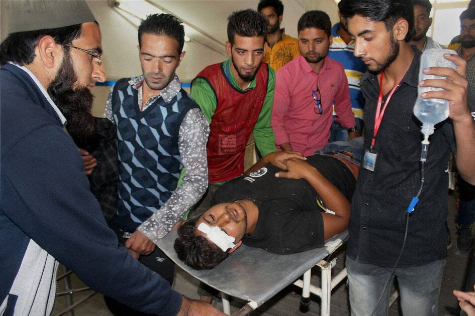 Shopian clash injured at Srinagar