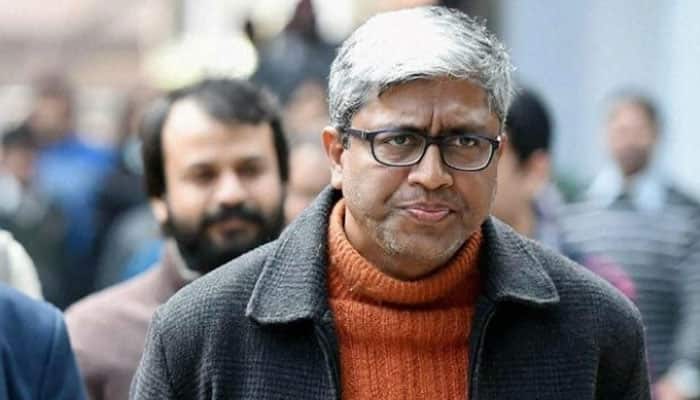 FIR sought against Ashutosh for &#039;comparing&#039; Nehru, Gandhi with tainted minister