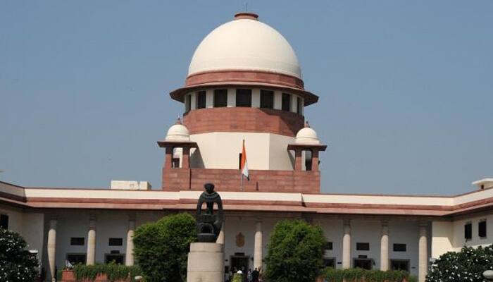 Respond in four weeks on triple talaq issue, SC tells Centre 