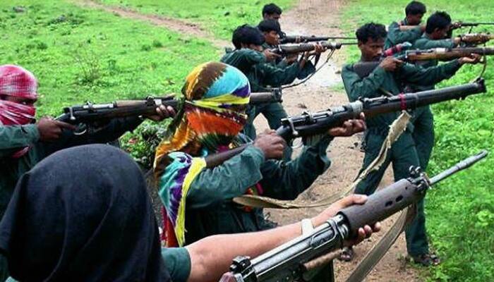 Maoists torch six vehicles in Bihar&#039;s Gaya district