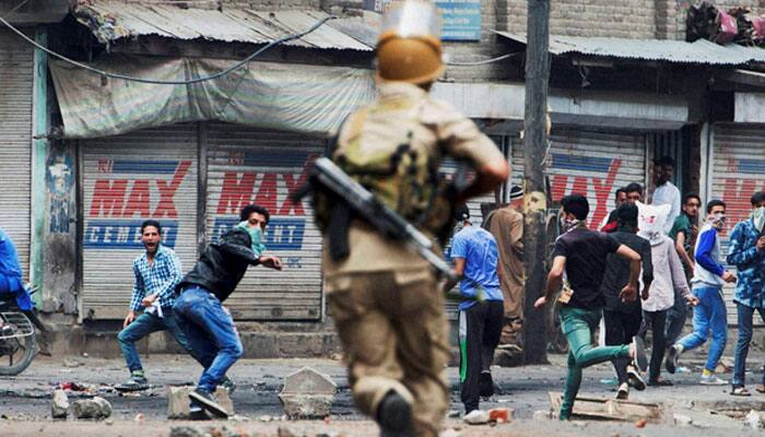 Kashmir unrest: Death toll rises to 75, Valley closed for 59th consecutive day