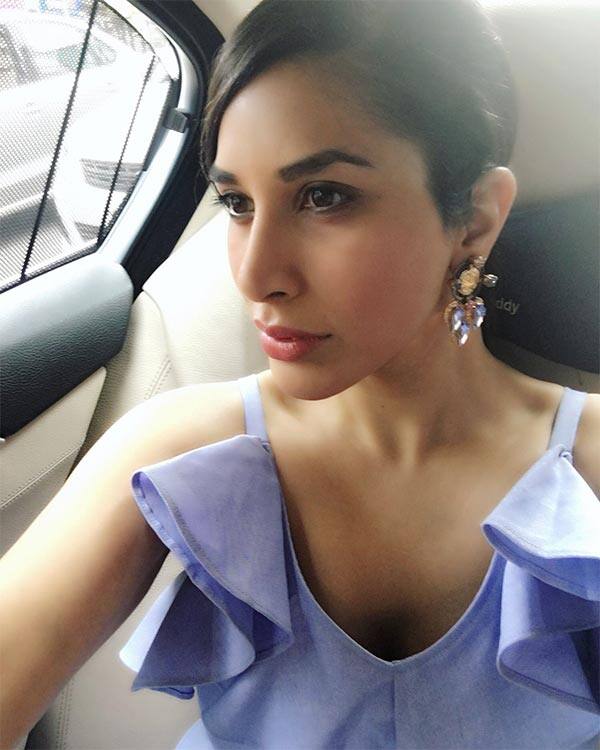 Twitter@Sophie_Choudry