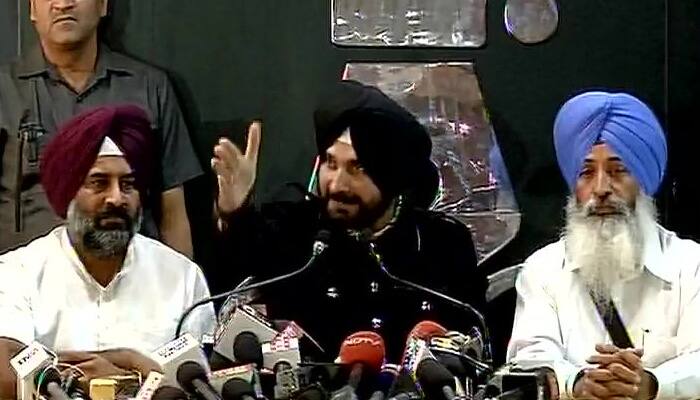 Navjot Singh Sidhu launches &#039;Awaaz-e-Punjab&#039; front, reveals why he did not join Kejriwal-led AAP 