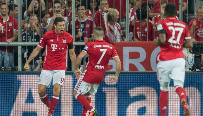 Robert Lewandowski on target again as Bayern Munich seal first Bundesliga away win at Schalke