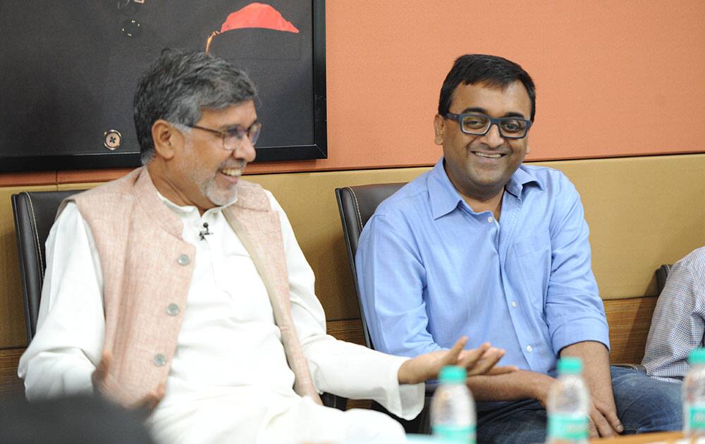 Nobel laureate Kailash Satyarthi visits Zee Media office  