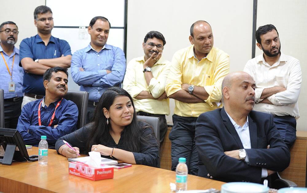 Nobel laureate Kailash Satyarthi visits Zee Media office  