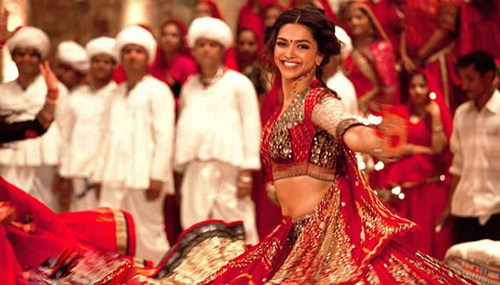 Deepika Padukone to perform Ghoomer in &#039;Padmavati&#039;? Hot Scoop