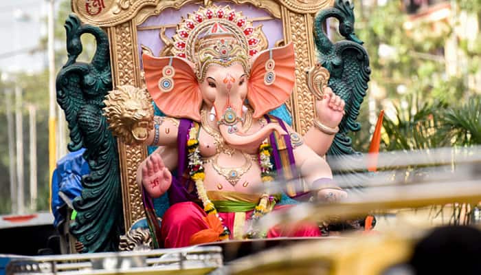 Do you know Lord Ganesh has an accountant – Watch it to believe it!