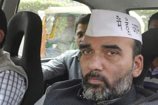 Height of insensitivity! AAP MLA Gopal Rai&#039;s escort&#039;s car overturns in Chhattisgarh, minister drives away leaving injured jawans behind