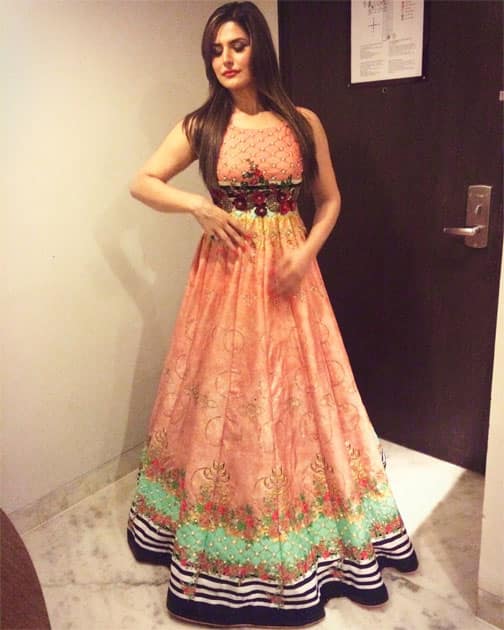 Dolling around in #ArchanaKochhar's beautiful creation!- Zareen Khan Dolling around in #ArchanaKochhar's beautiful creation!- Zareen Khan