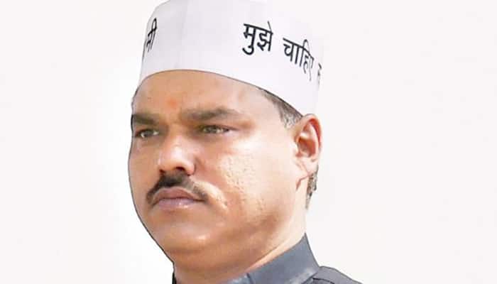 Bhagalpur University recommends cancellation of AAP MLA Jitender Singh Tomar&#039;s law degree