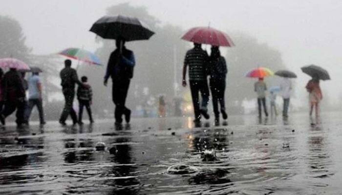 Rain disrupts normal life in Mumbai; water stock in all seven reservoirs full