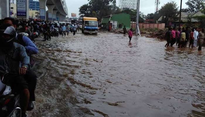 Heavy rains continue to pound Telangana, Andhra Pradesh; death toll rises to 9