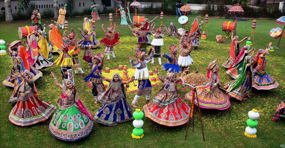 Preparations for Navratri festival in Ahmadabad