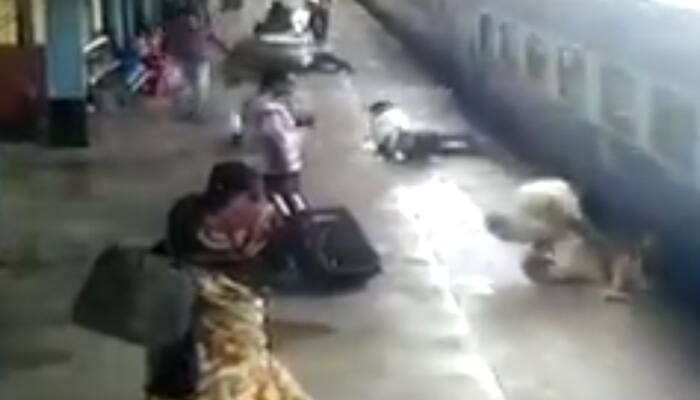 SALUTE! How this brave Maharashtra Police constable saved woman&#039;s life who jumped off moving train - WATCH