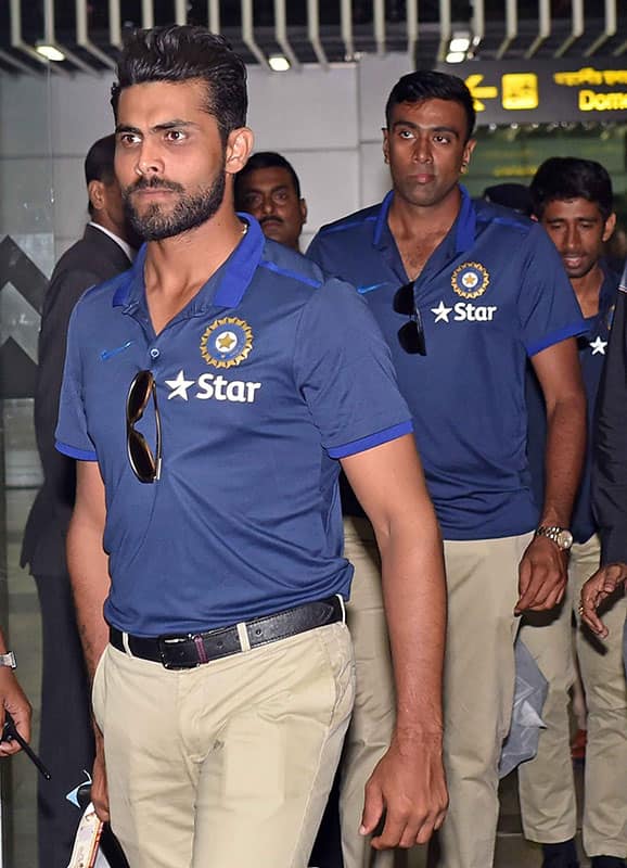 R. Jadeja and R Ashwin arrive at NSCBI Airport in Kolkata