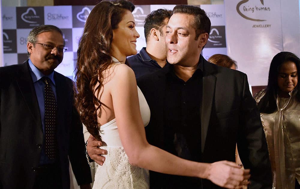 Salman Khan with actress and model Waluscha De Sousa