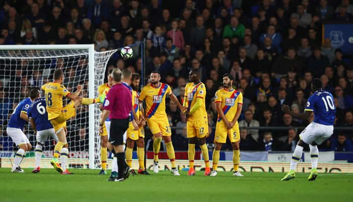 Premier League Results: Everton up to third in the table despite being held by Palace 1-1