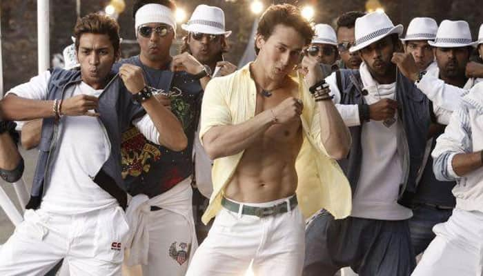 Tiger Shroff kickstarts ‘Munna Michael’, shares warm up video!