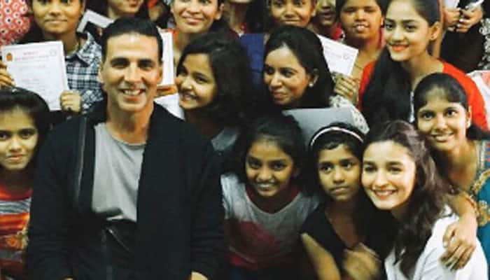 Alia Bhatt joins Akshay Kumar to promote his women&#039;s self-defence centre! Pic inside